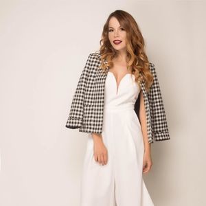 Meet your Posher, Carolina